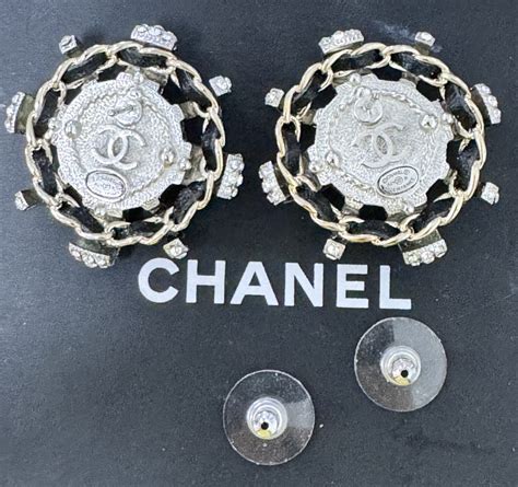 fake chinese chanel jewelry|chanel jewelry scam.